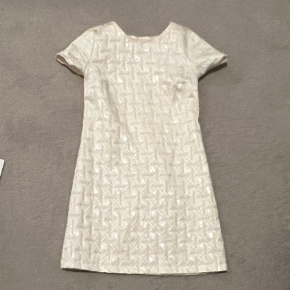 Xhilaration Cream Short Sleeve Dress